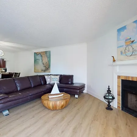 Beach Cottage 1104